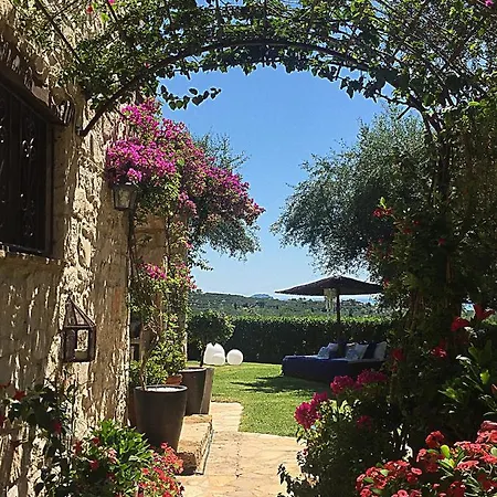 Lalla Luxury Villa With Private Pool, Sea View & Spacious Garden