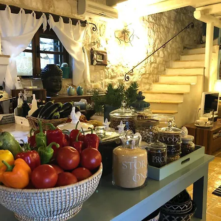 Lalla Luxury Villa With Private Pool, Sea View & Spacious Garden