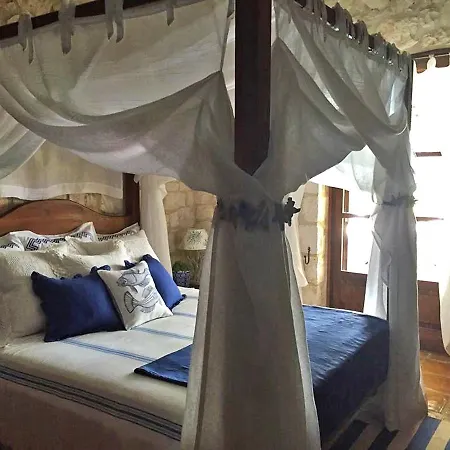 别墅 Lalla Luxury Villa With Private Pool, Sea View & Spacious Garden