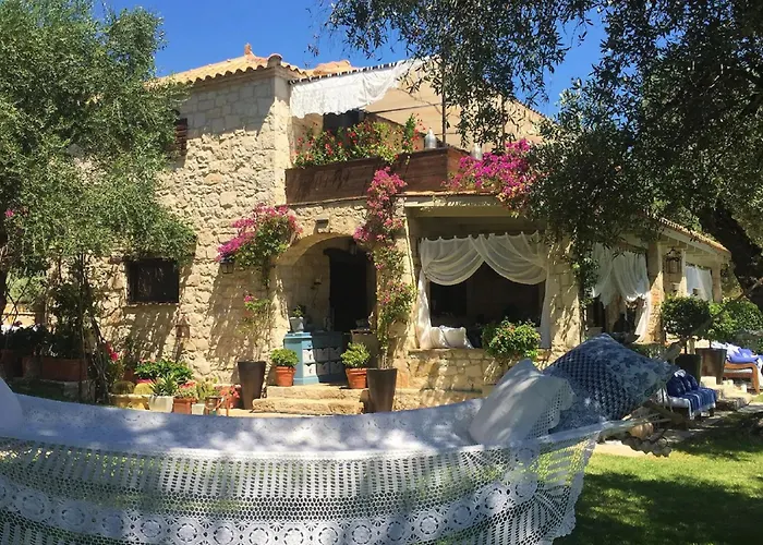 Lalla Luxury With Private Pool, Sea View & Spacious Garden Villa