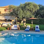 Villa Lalla Luxury With Private Pool, Sea View & Spacious Garden *