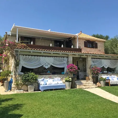Lalla Luxury With Private Pool, Sea View & Spacious Garden Vila *