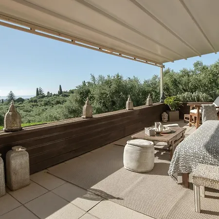 Villa Lalla With Private Pool, Sea View & Spacious Garden Vilă *