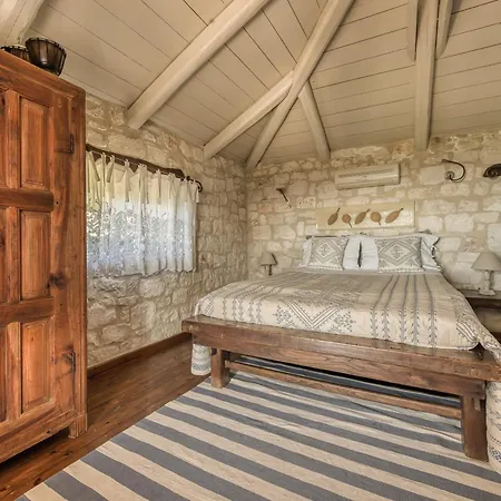 Lalla With Private Pool, Sea View & Spacious Garden *