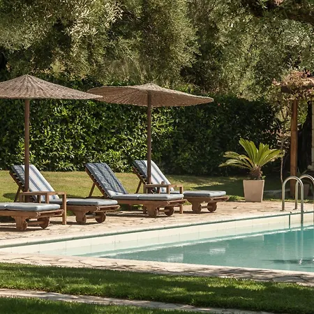 Vilă Villa Lalla With Private Pool, Sea View & Spacious Garden *