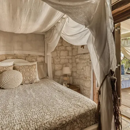 Villa Lalla With Private Pool, Sea View & Spacious Garden Vilă *
