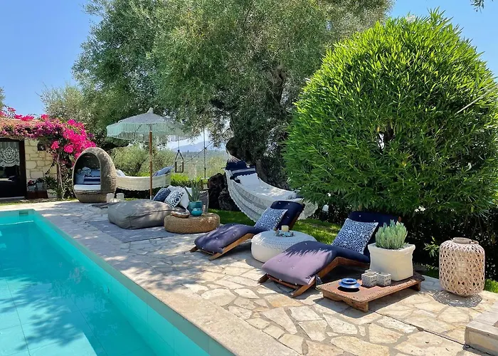 Lalla Luxury With Private Pool, Sea View & Spacious Garden Βίλα Λιθακιά