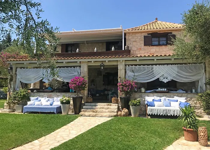 Lalla Luxury With Private Pool, Sea View & Spacious Garden * Λιθακιά