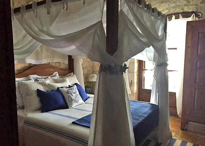Βίλα Lalla Luxury With Private Pool, Sea View & Spacious Garden