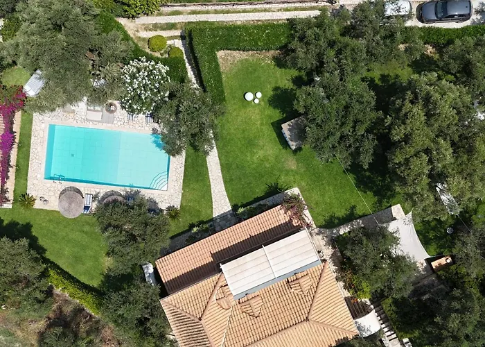 Lalla Luxury With Private Pool, Sea View & Spacious Garden Βίλα *