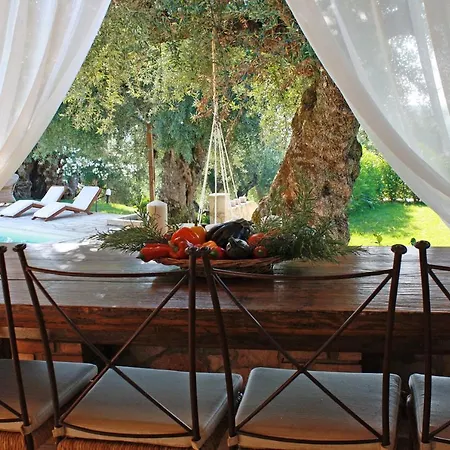 Lalla Luxury Villa With Private Pool, Sea View & Spacious Garden * Lithakia